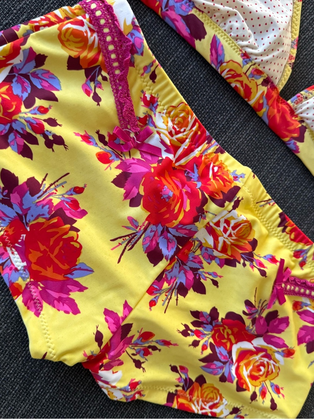Y2K Vintage Betsey Johnson iconic Chez Rose boyshort bikini - Picture 4 of 9